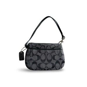 Coach Black Gray Logo Signature Strap Zip Wristlet Hand Coin Purse hang tag